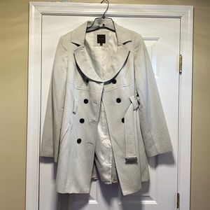 The limited spring jacket/trench.